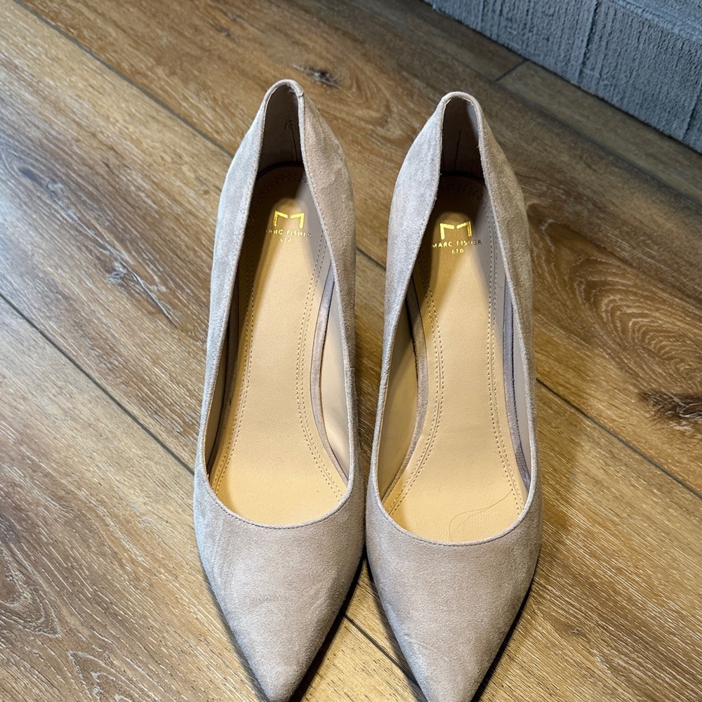 Marc Fisher Women's Taupe Heels